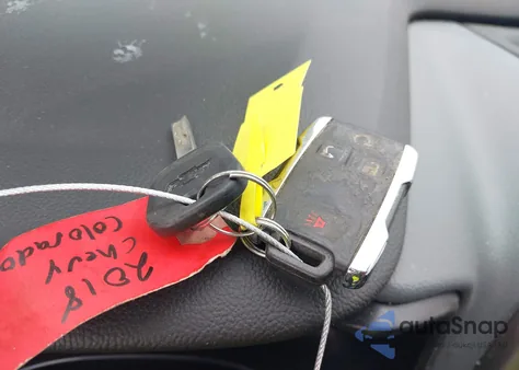 2018 Chevrolet Colorado Z71 из США, поврежденный, VIN 1GCGTDENXJ1327535